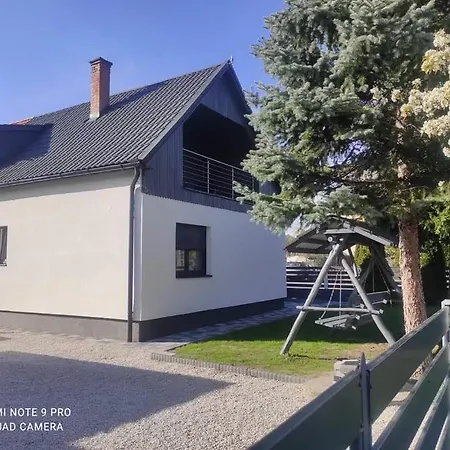 Case de vacanță Noel-nyaralo Balatonkeresztúr